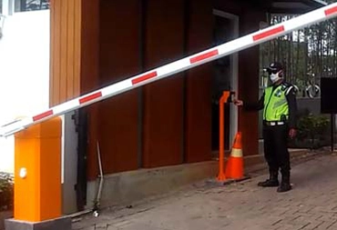 gate akses perumahan semarang